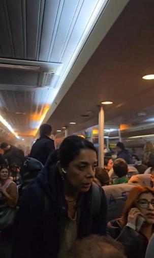 Yangın çıkan deniz otobüsünde yaşanan panik kamerada; yeni görüntüler ortaya çıktı