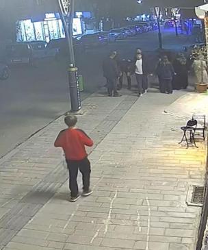 Yürürken limon boğazına kaçtı, Heimlich manevrasıyla kurtarıldı