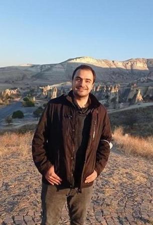 2 pilotun öldüğü sokak arasına düşen uçakta metal perde detayı