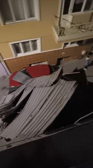 Bursada tam fırtına hayatı olumsuz etkiledi