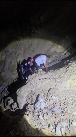 Göksu Nehri’nde mahsur kalan 2 kişi kurtarıldı