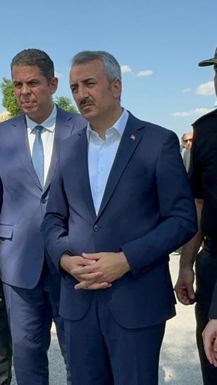 Edirnede otomobil, ağaca çarptı; ölenlerin kimlikleri belli oldu