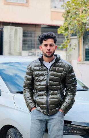 Apartmanda çıkan yangında mahsur kalan baba ve bebeğini inşaat işçisi kurtardı