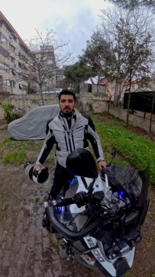 Beşiktaşta trafikte tartışırken kaza yapan motosiklet sürücüsü hayatını kaybetti