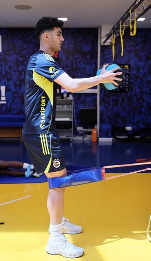 Fenerbahçe’de RAMS Başakşehir FK maçı hazırlıkları başladı