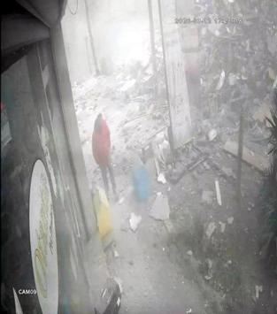 Avcılar’da 5 katlı bina yıkım sırasında çöktü