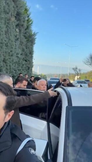 Bursa Büyükşehir Belediye Başkanı Mustafa Bozbey gözaltına alındı