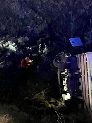 Siirt’te maden işçilerini taşıyan midibüs uçuruma yuvarlandı: 2’si ağır 15 yaralı