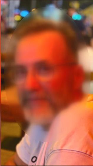 Maslak’ta eski ortağının iş yerini silahla bastı; tehdit edip soyundu