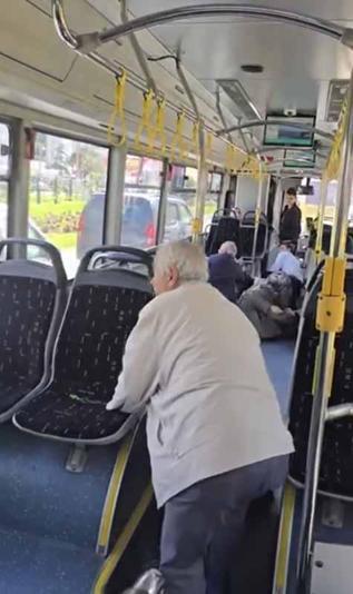 Beşiktaşta kurşun isabet eden İETT otobüsünde yolcular panik yaşadı