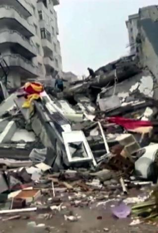 36 kişinin öldüğü apartmanda kolon kesme dışında kirişin de yıkıldığı iddiası