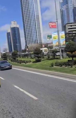 Beşiktaşta kurşun isabet eden İETT otobüsünde yolcular panik yaşadı