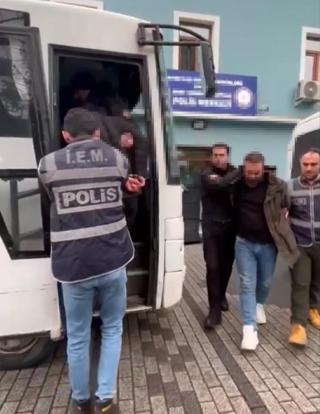 Maslakta rezidans inşaatında 1 kişinin öldüğü bıçaklı sopalı kavga kamerada