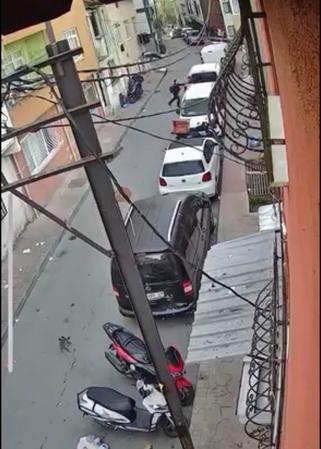 Beyoğlunda ortaokul öğrencisi tarafından boynundan bıçaklanan çocuk: Katliam yapacağım demiş