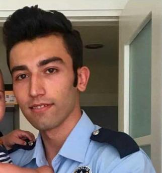 Küçükçekmece’de otomobilin İETT otobüsüne çarptığı kaza kamerada; 3 ölü