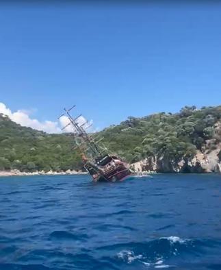 Marmaris’te tur teknesi battı, 110 yolcu tahliye edildi