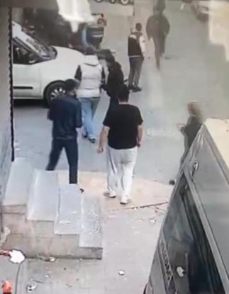 Esenlerde 17 yaşındaki şüpheli, asker eğlencesi için toplanan gruba silahla ateş açtı; 1 çocuk ağır yaralandı