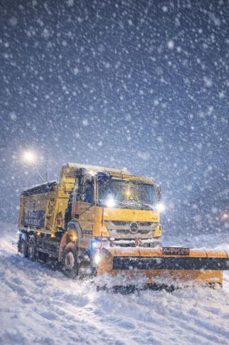 Kocaeli’de kentin yüksek kesimlerinde kar yağışı etkili oldu