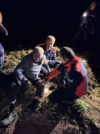 Evden çıktıktan sonra kayboldu, dağda uyurken bulundu