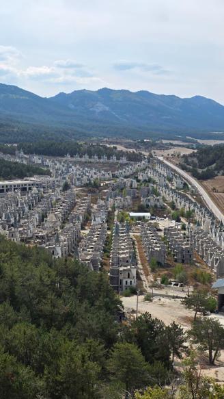 Tanju Özcandan şato villalar talebi