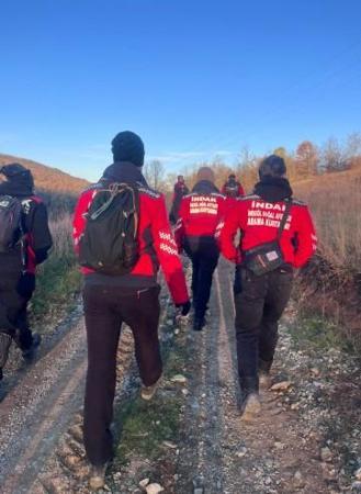Telefonla arayıp, rahatsızlandığını söyledi; 1 gün sonra ormanda bulundu