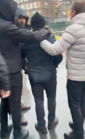 Hakkında 27 yıl hapis cezası bulunan firari hükümlü pazarcılık yaparken yakalandı