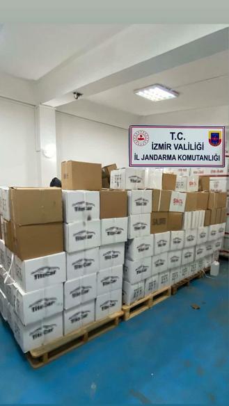 İzmirde yeni yıl öncesinde 4 bin 130 litre kaçak etil alkol ele geçirildi