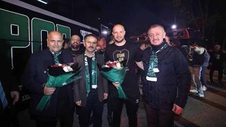 Süper Lig’i garantileyen Kocaelispor’a coşkulu karşılama