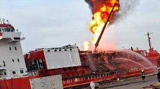 Ukrayna'da isabet alan Türk gemisinde yangın çıktı