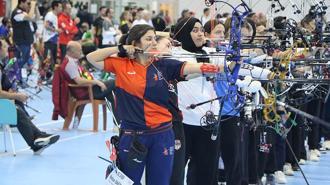 Salon Okçuluk Türkiye Şampiyonası Samsun’da devam ediyor