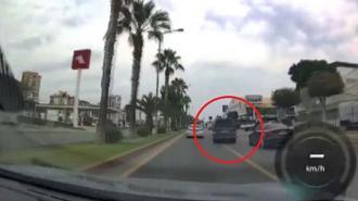 Hafif ticari araçla makas atan sürücü gözaltına alındı