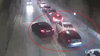 Amasya’da Ferhat Tüneli’ndeki 4 otomobilin karıştığı zincirleme kaza kamerada