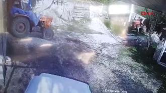 Antalya'da 4.9 büyüklüğündeki deprem güvenlik kamerasında