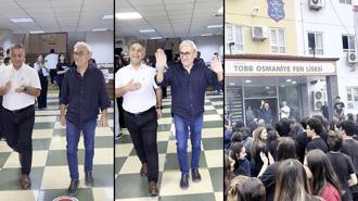 Emekliye ayrılan 35 yıllık öğretmene duygusal veda