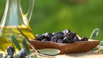 35 milyon dolarlık ihracatla 65 ülkenin sofrasında yer alan Türk zeytininde yeni hedef Orta Doğu pazarı