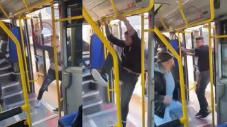 Otobüste tartıştıkları yolcuya satırla saldırdılar