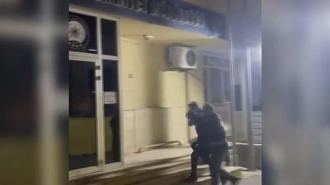 Ümraniye'de Atatürk’ün portresine tüküren kurye gözaltına alındı