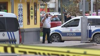 Taksi durağında kendisini tabanca ve bıçakla yaraladı