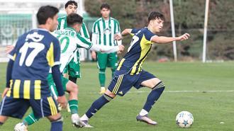 Fenerbahçe U19 takımında tekme isyanı