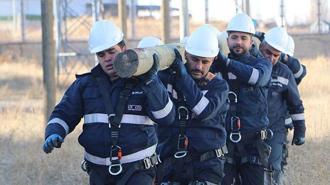 Elektrik işçileri zorlu kışa hazırlanıyor