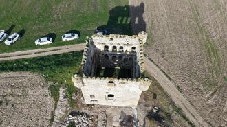 Cezayirli Gazi Hasan Paşa'ya ait köşk ve çiftlik kalıntıları gün yüzüne çıkarılıyor