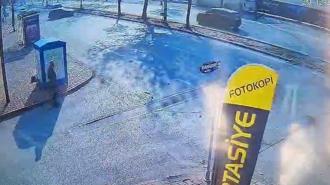 Ağaca çarpan otomobildeki 14 yaşındaki Abdurrahman öldü