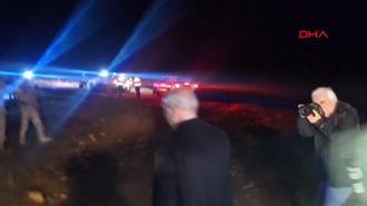 Libya'nın Ankara Büyükelçisi Mustafa Elgelaib, düşen uçağın enkazında incelemelerde bulundu