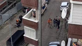 Avcılar’da sopalı ‘gürültü’ kavgası kamerada