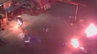 Isınmak için yaktığı ateş sönmesin diye tiner dökünce yaralandı