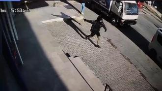 Arnavutköy'de 14 yaşındaki çocuk markete ateş açtı