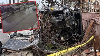 Kamyonetin 2 araca çarpıp apartmanın bahçesine girdiği kaza kamerada: 5 yaralı