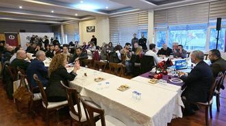 Rektör Prof. Dr. Adıgüzel, 10 Ocak dolayısıyla gazetecilerle bir araya geldi