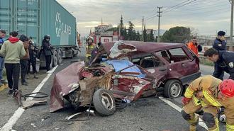 Manisa'da TIR ile otomobil çarpıştı; 1 ölü