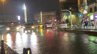 İstanbul'da sağanak etkili oluyor